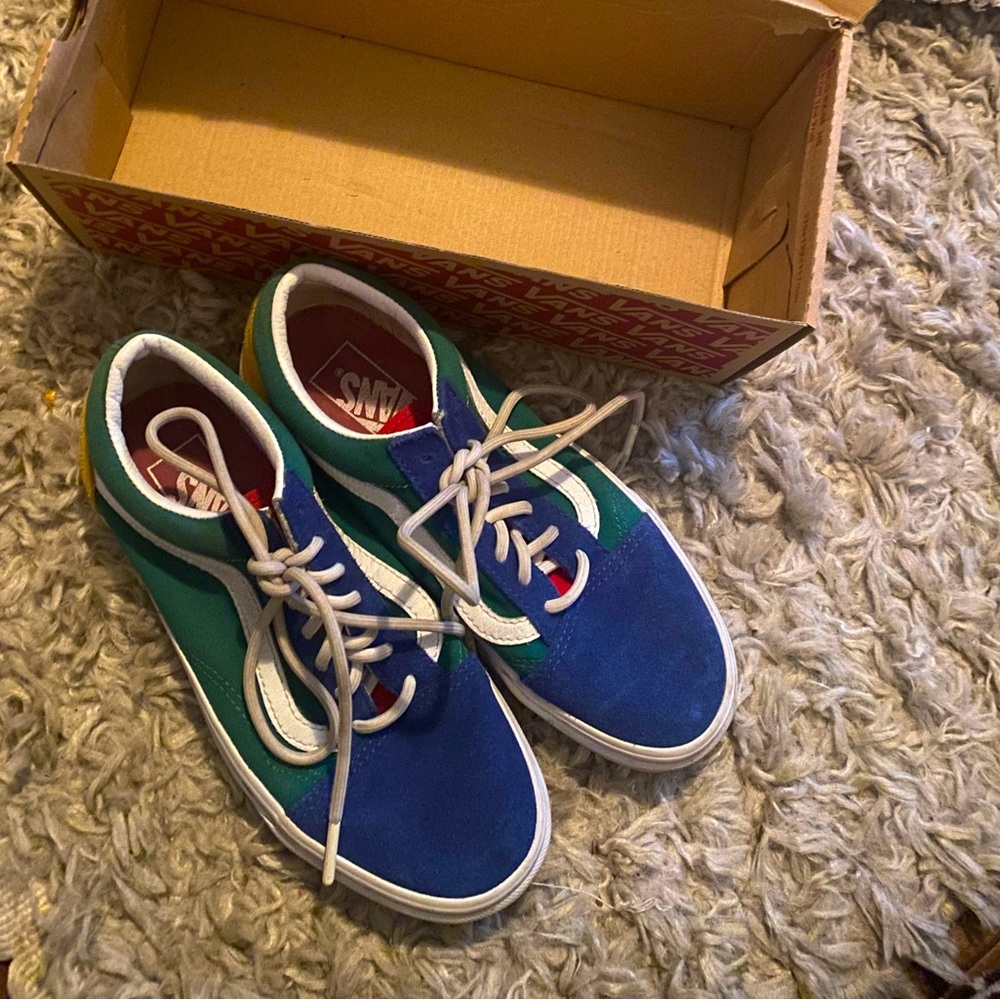 Colorblock/Yatch Vans Womens Size 7